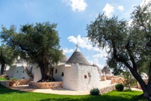 giardini tra trulli piscine ville