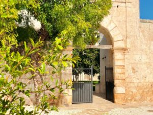 ingresso Giardino antica masseria Ostuni #9